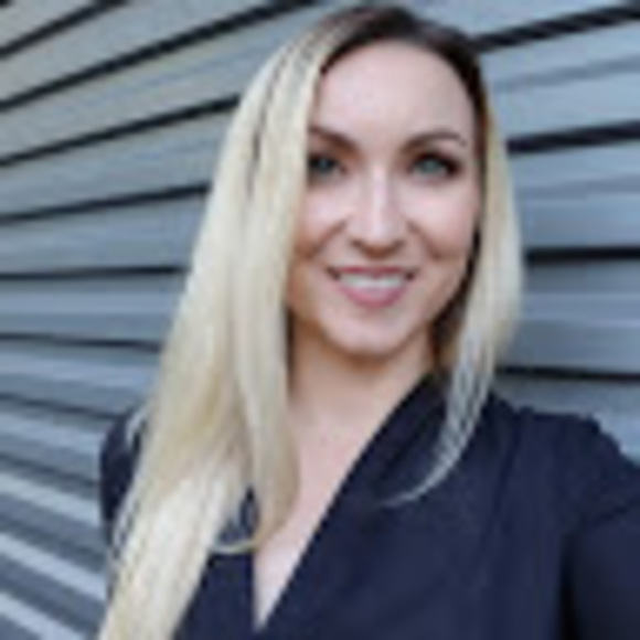 Meet your Posher, Lizzy - Picture 1 of 1